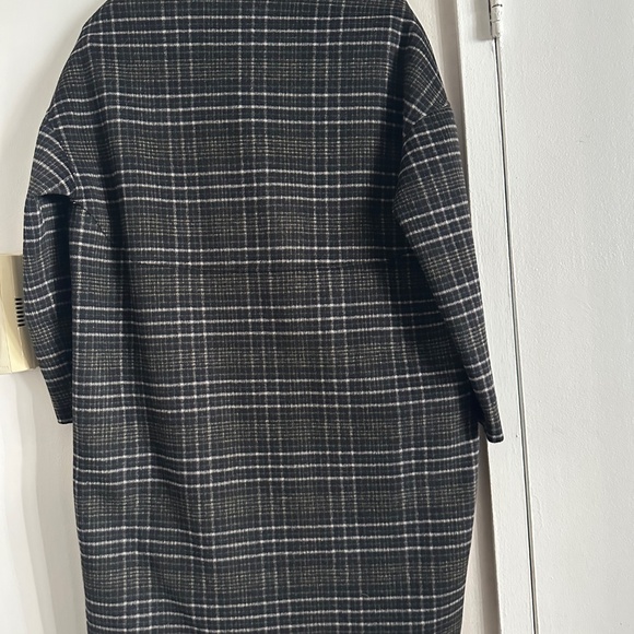 Belle&Bloom Publisher Double-Breasted Wool Blend Coat - Black Plaid size L - Picture 7 of 7